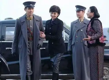 齐芳钟汉良婚纱照 齐芳真正的老公资料