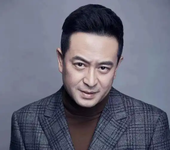 这5位"大器晚成"的中年男演员,凭演技打脸了多少"流量小生"