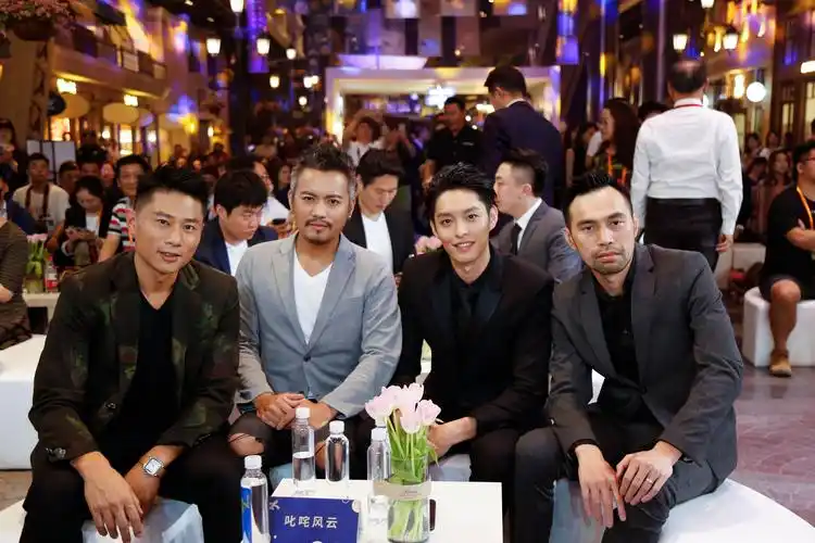 电影《叱咤风云》参与「太湖电影之夜」曹佑宁 ,范逸臣帅气出席