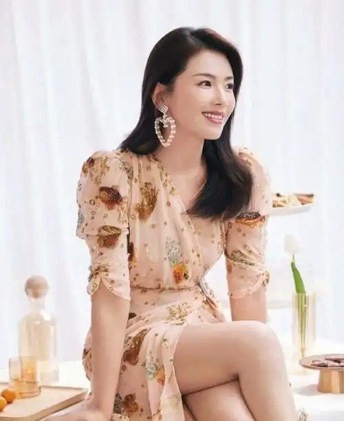 回顾刘涛5年为夫还债4个亿,今丈夫又亏损12亿,深夜发文选择痛哭