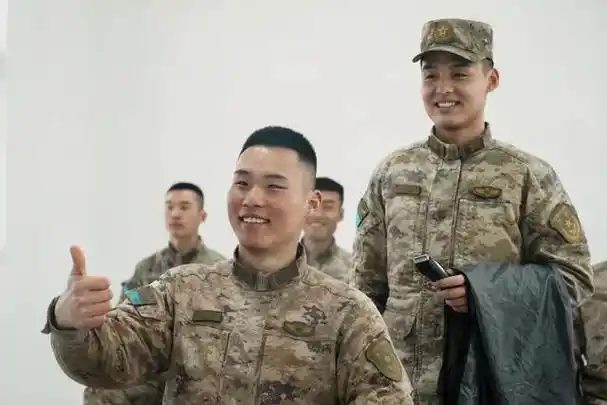 发型|民谚|理发师|女军人_网易订阅