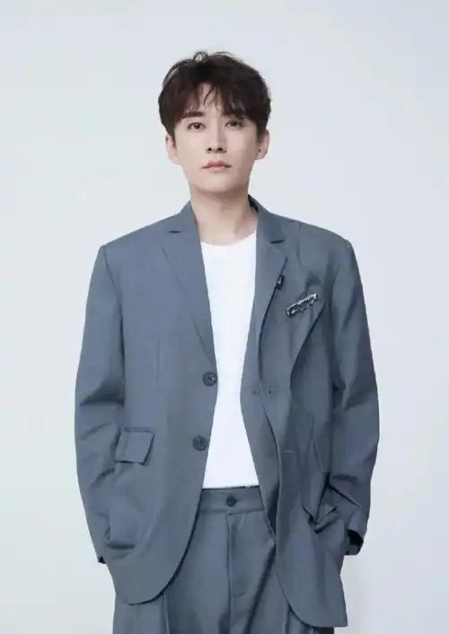 刘学义:17岁～33岁荧幕变化,越老越有型,越看越周正的典范|演员|潘安