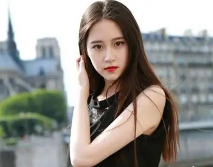 女生长发直发发型颜值杀器发型