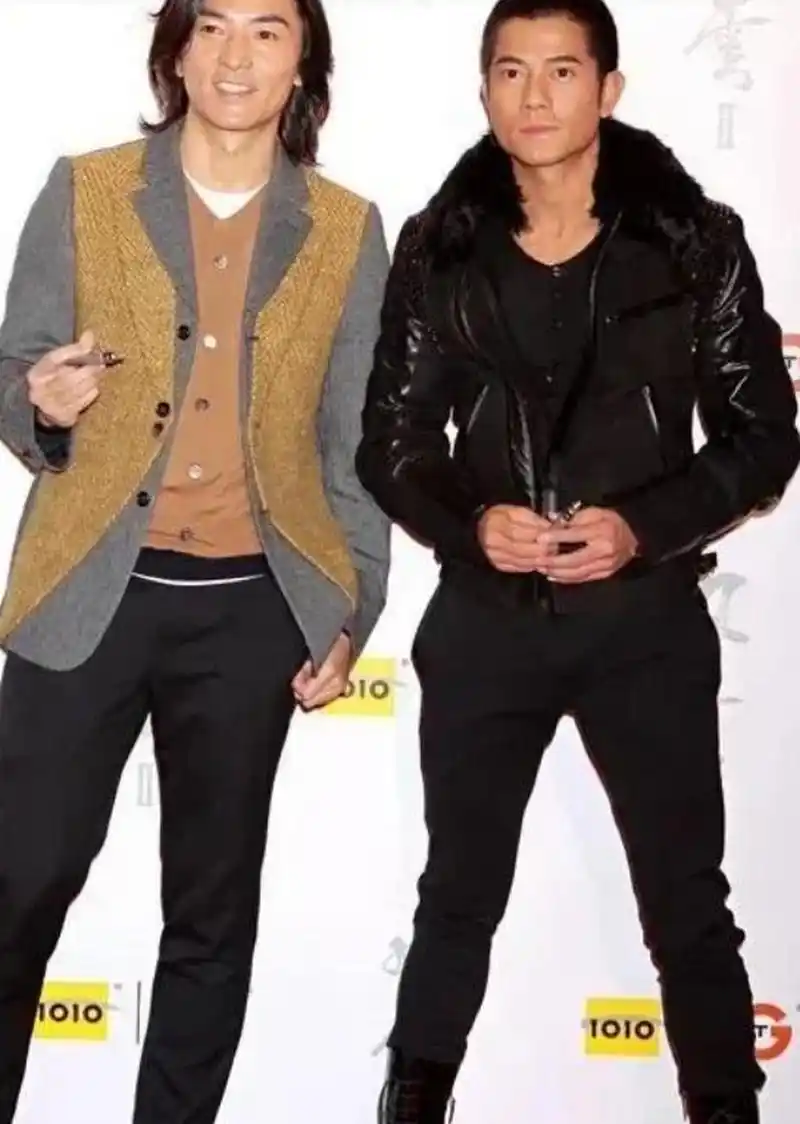 一直觉得郑伊健身高挺高的,竟然差一点和郭富城持平