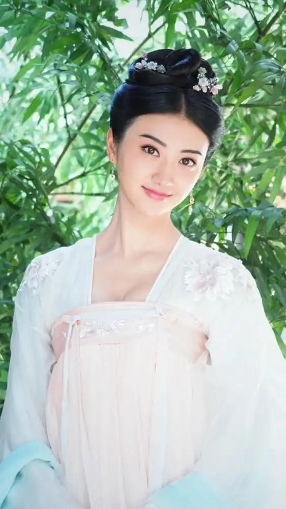 景甜其实是电视剧脸?《大唐荣耀》后口碑转好,《司藤》吸粉多__凤凰网