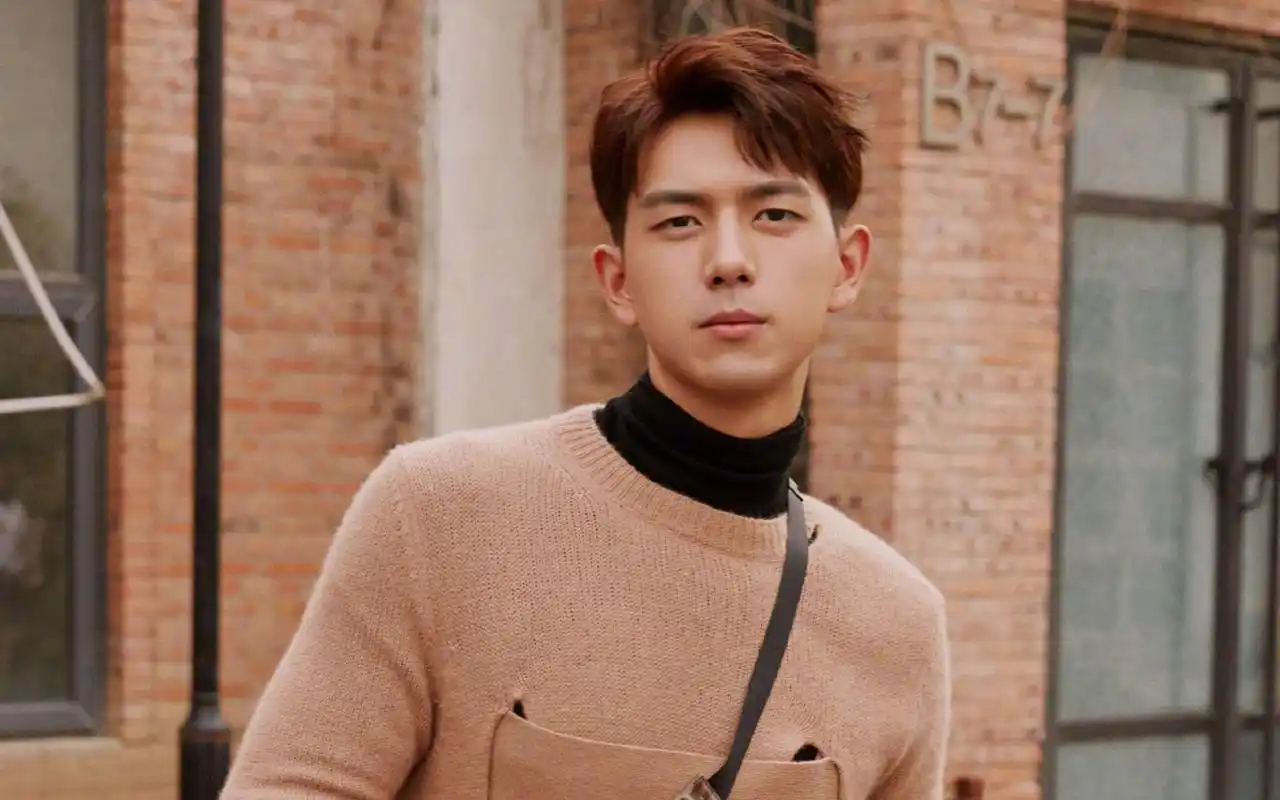 李现帅气养眼写真图片桌面壁纸高清大图预览1920×1200_大陆明星下载