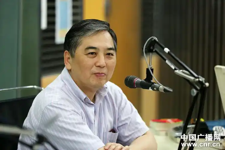 中国戏剧家协会副秘书长崔伟做客中国之声《中国大舞台》