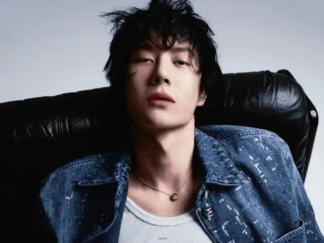 时尚芭莎 王一博##王一博时尚芭莎开年封面