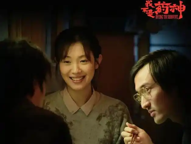 漫长的季节王佳佳曾与大27岁导演何平传绯闻现成贤妻良母