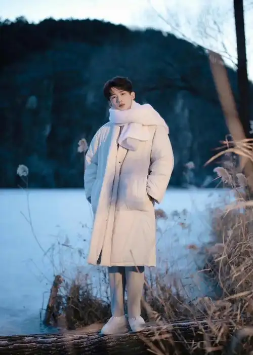 芭比脸猛男身材怀柔王子白敬亭男友力私服穿搭来看看刑吗