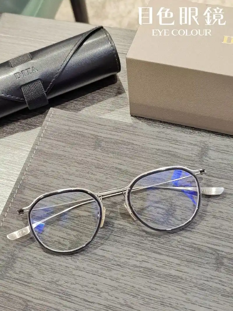 质感直接拉满的一副眼镜
