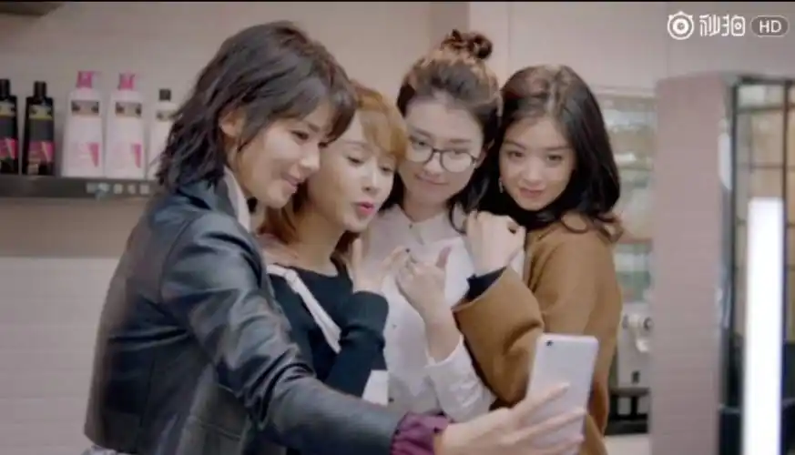 欢乐颂2开播五美新造型美得犯规瞧瞧关雎尔的大长腿