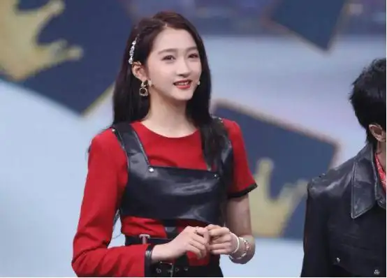 首播,沈腾贾玲包袱不断收视再夺冠|华晨宇|浙江卫视|关晓彤_网易订阅