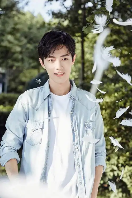 肖战##肖战 肖战工作室#    心动的少年感,清甜的满是温暖的味道