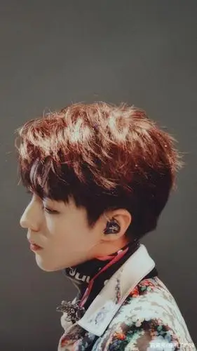 王俊凯最新侧颜杀你爱了吗?