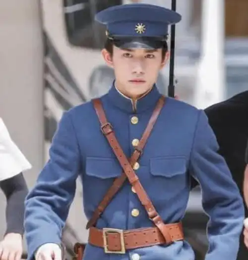 同样是穿民国军装,把钟汉良,窦骁和高伟光放在一起差距就出来了