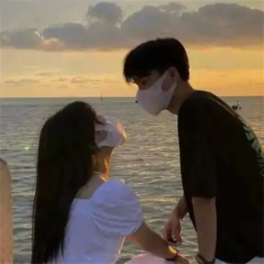 情侣头像频道提供更多与甜蜜,唯美,双人,情侣,相关的头像图片挑选下载