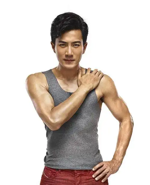 刘恺威肌肉腹毛图片杨幂刘恺威真的要离婚吗