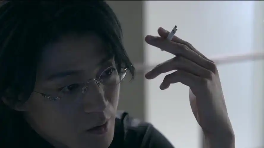 【小栗旬|无间双龙】你知道戴眼镜的斯文败类抽烟有多a吗