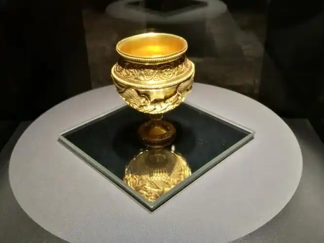 金器@上海观复博物馆