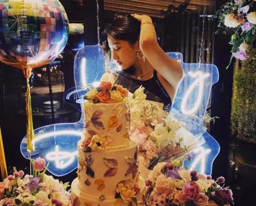 关晓彤生日派对内景曝光照片放大后豪门名媛的世界我慕了