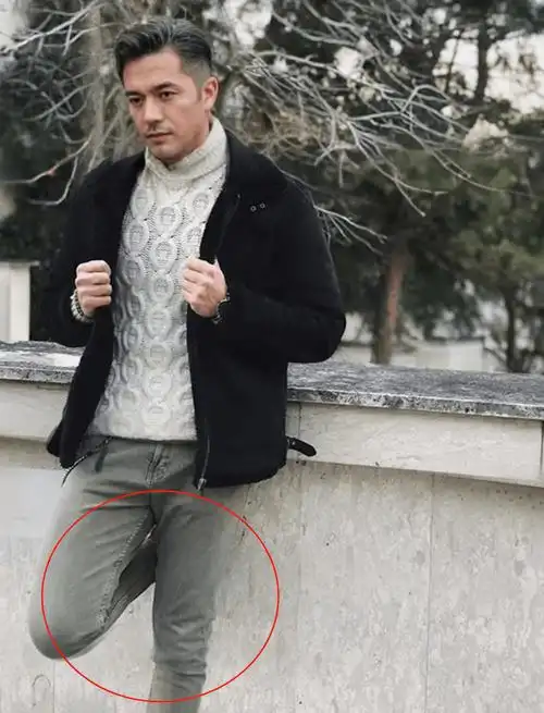 腿部比例看起来跟185的身高并不相配,被吐槽是不是忘记拉腿了.