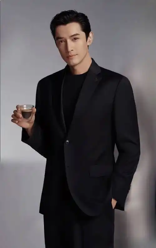 《繁花》大结局,"宝总"胡歌和阿玛尼的故事还在继续……_品牌_西装