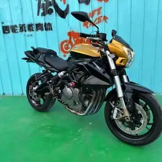 桃路二手贝纳利黄龙bn600tnt四缸街车复古黄龙300重机车250跑车摩托车