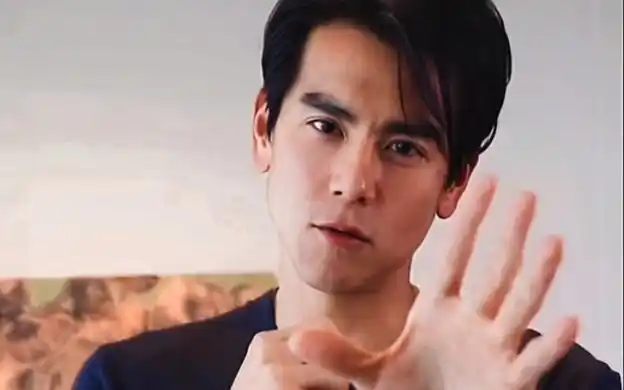 艾特你身边的彭于晏!