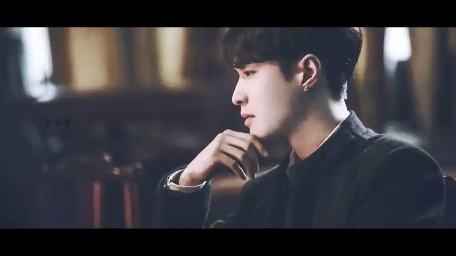 张艺兴 180802沙海官微 解雨臣花儿爷