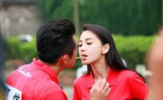 原创baby郑恺这一抱恍如前世恋人今生再续前缘-大秦号