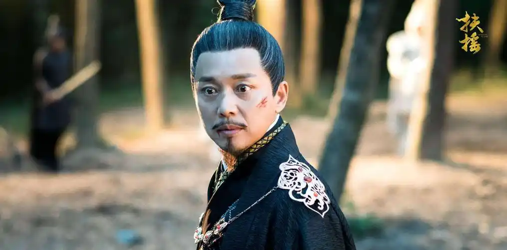 因为被秘密封杀,他十年无戏可拍,如今大器晚成,成为当红男演员