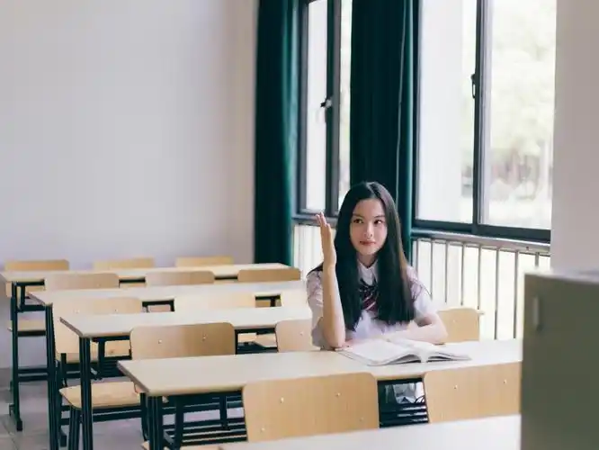 看图就懂_拍照_显脸小_领结_毕业照的100种姿势_生活记录_日常片段