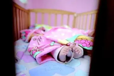 那些被遗弃的婴儿,还有必要为他们寻找亲生父母吗?