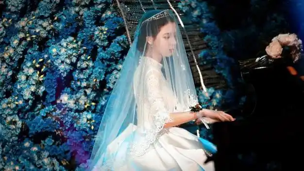 张予曦婚纱剧照太漂亮了