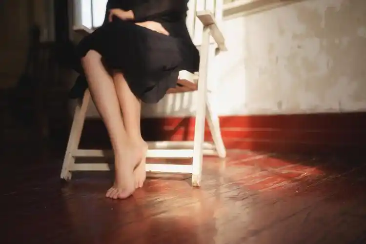 空房间|摄影|人像|西瓜不要太郎 - 原创作品 - 站酷 (zcool)