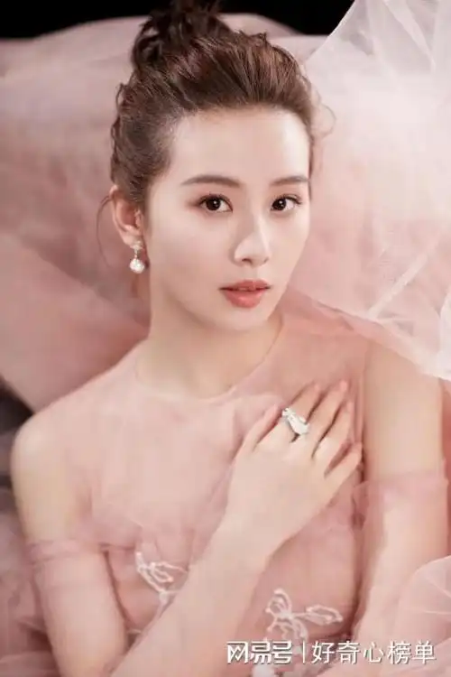 中国30-40岁最美女演员top 10,赵丽颖,杨幂,迪丽热巴上榜!