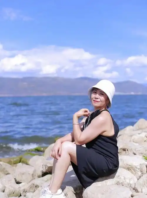 中年女士拍照攻略,10个姿势10种照片风格,拍照靓丽有气质