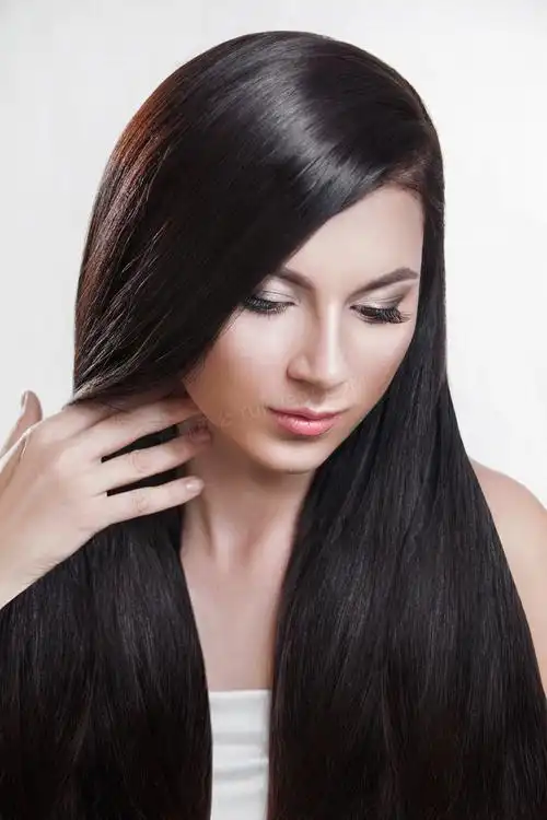 莹亮柔顺秀发美女人物摄影高清图片