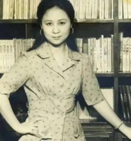 刘立立爱上有妇之夫原配儿子让生母腾位置她有何过人之处