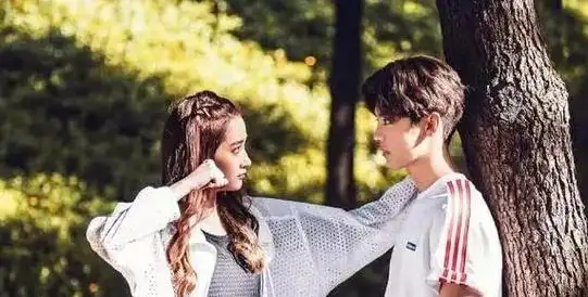 鹿晗你不值得我爱了