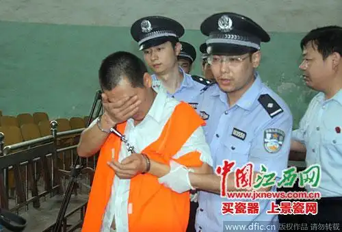 宜春男子公交上挥刀行凶砍伤最美少年案昨一审宣判