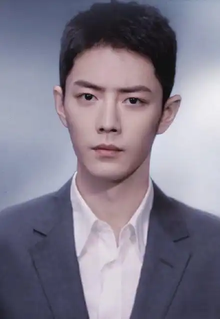 肖战最美逆行者寸头造型出炉果然帅气的人什么发型都能驾驭