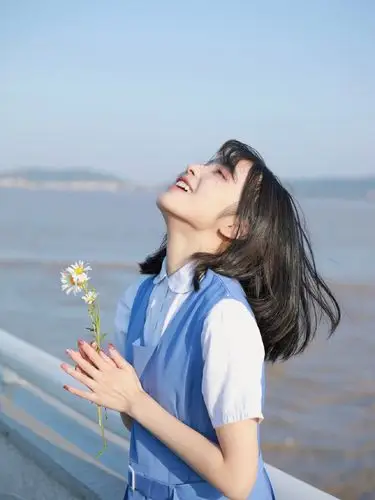 拍照好看姿势易学的7个拍照姿势拍出漂亮人像也能很简单