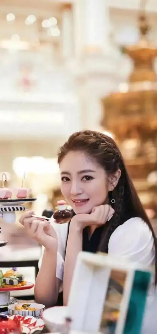 安以轩高清美图_网易订阅