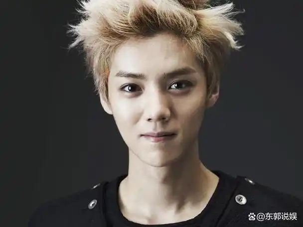 鹿晗公认的京城少爷让韩国节目组当面道歉他家世到底有多牛