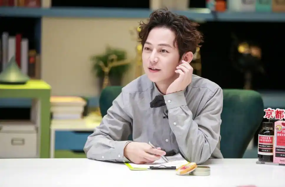 何炅拖欠保姆工资事件 何炅拖欠保姆工资事件牵涉到了何炅的家庭,事业