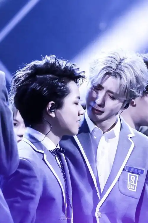 粉头蔡徐坤了解一下钱妈实名为坤坤打call