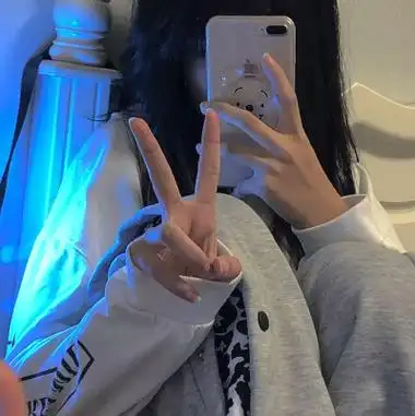 好看头像女生挡脸