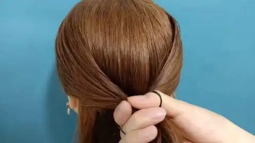 能自己梳的一款旗袍发型,简单实用又好学,清爽时髦有气质